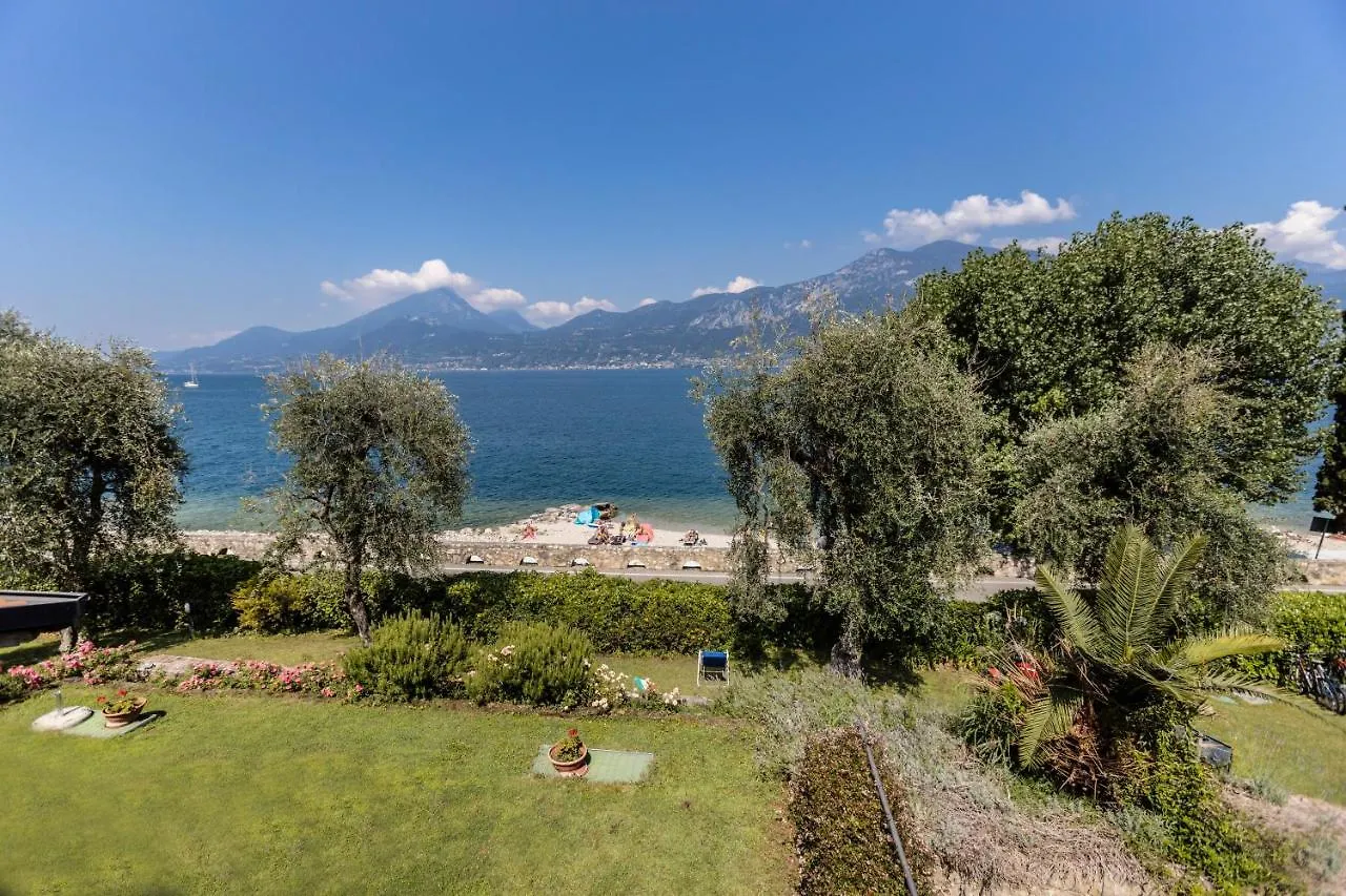 Residence Villa Al Lido Brenzone sul Garda Aparthotel