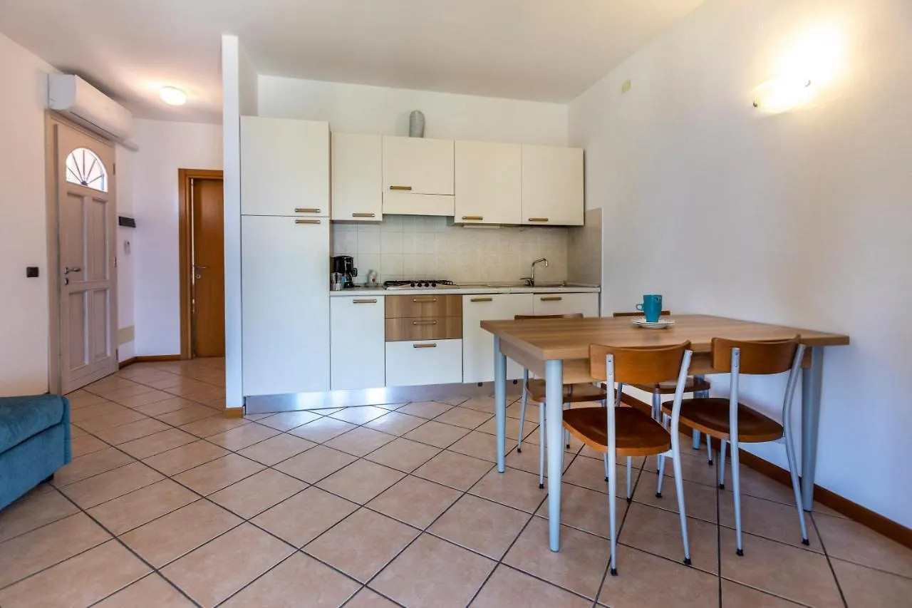 Residence Villa Al Lido Brenzone sul Garda Hotel apartamentowy