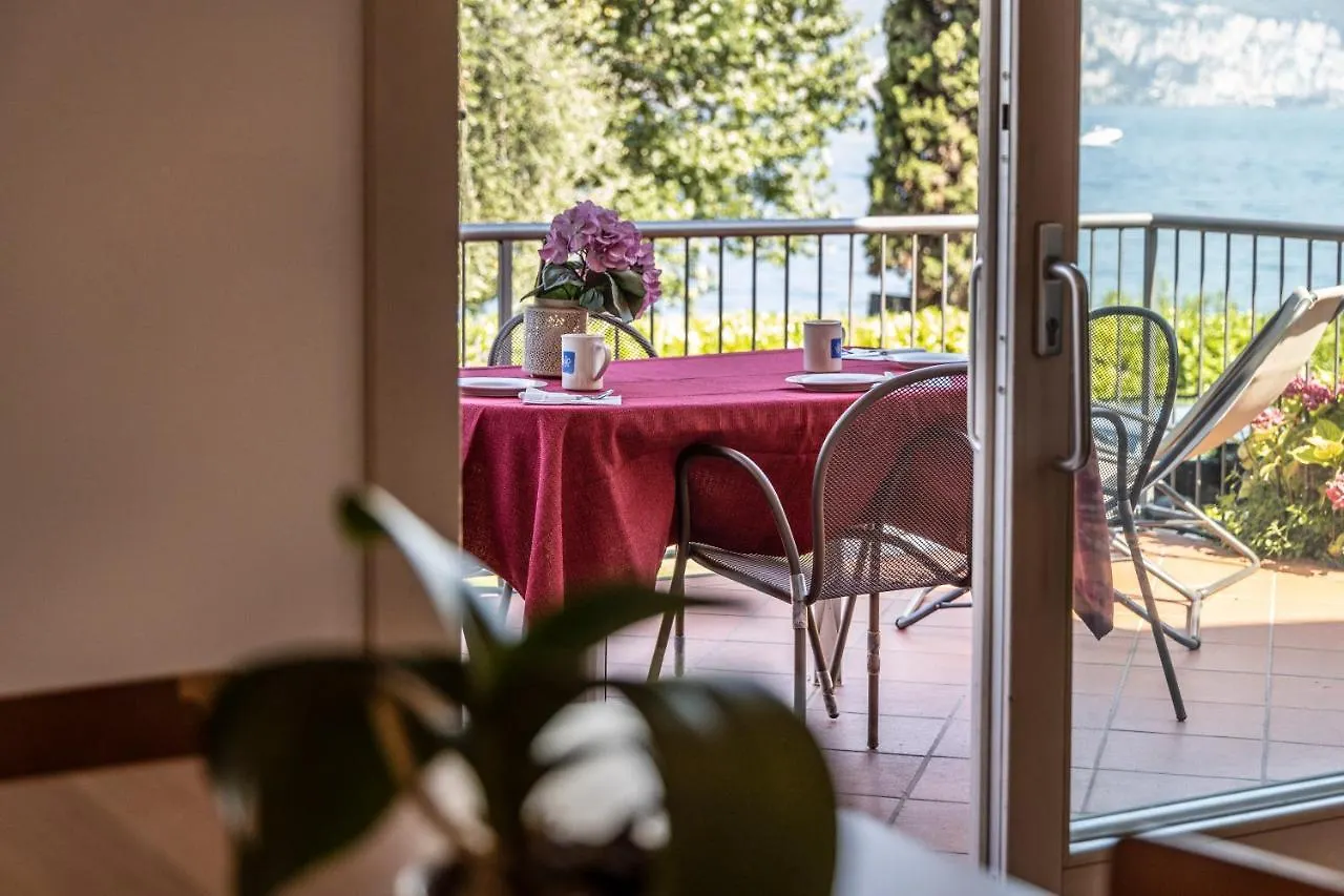 Hotel apartamentowy Residence Villa Al Lido Brenzone sul Garda Włochy