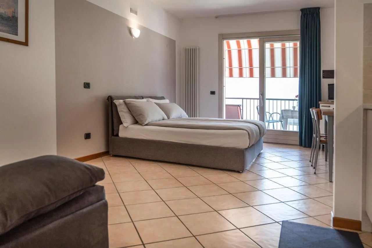 Residence Villa Al Lido Brenzone sul Garda Hotel apartamentowy